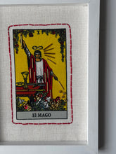 Cargar imagen en el visor de la galería, Cuadro Tarot Bordado - El Mago

