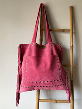 Cargar imagen en el visor de la galería, Cartera Rosa Floral
