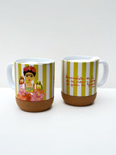 Cargar imagen en el visor de la galería, Taza Frida Verde - Tapa y apoyo antideslizante

