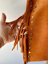 Cargar imagen en el visor de la galería, Cartera de gamuza Virgen de Guadalupe
