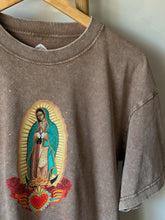 Cargar imagen en el visor de la galería, Remera Oversize - Virgen de Guadalupe
