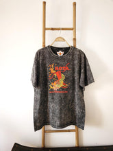 Cargar imagen en el visor de la galería, Remera Bota de Frida
