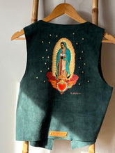 Cargar imagen en el visor de la galería, Chaleco de cuero Verde - Virgen de Guadalupe
