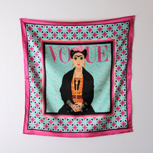 Cargar imagen en el visor de la galería, Pañuelo VOGUE
